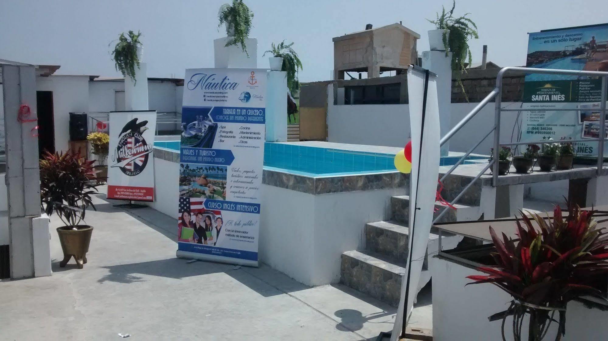 Hospedaje Residencial Santa Ines Trujillo Exterior photo